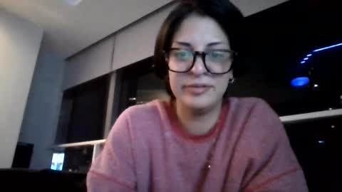 EvaVice online show from 09/19/25, 08:27