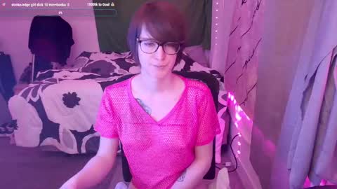 Snapshot of evavivi59 chatting on 12/13/24, 05:16 Vivi online show from 12/13/24, 05:16