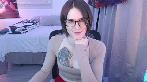 Snapshot of evavivi59 chatting on 02/25/25, 02:47 Vivi online show from 02/25/25, 02:47