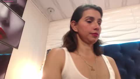  Eva  online show from 01/30/25, 10:41