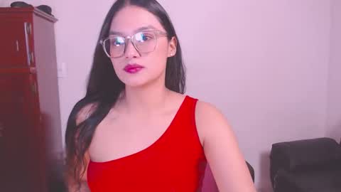 Snapshot of eve_rox18 chatting on 10/22/25, 10:15 Eve Rox18 online show from 10/22/25, 10:15