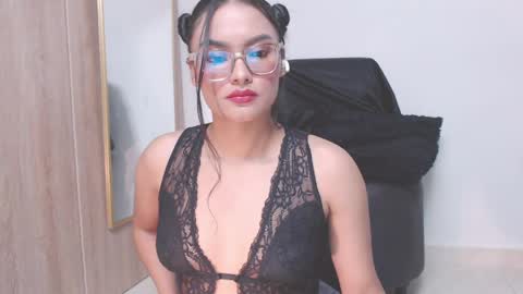 Eve Rox18 online show from 04/17/26, 03:09