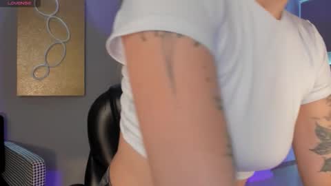 Eve  online show from 11/13/25, 12:26