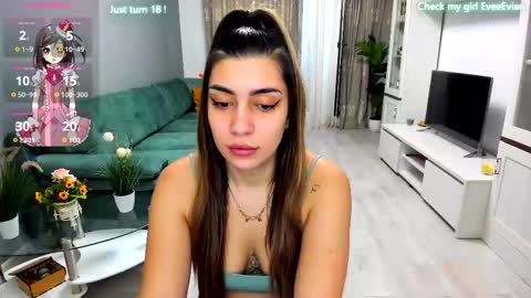 Snapshot of eveeevian chatting on 11/30/25, 10:30 eveeevian online show from 11/30/25, 10:30