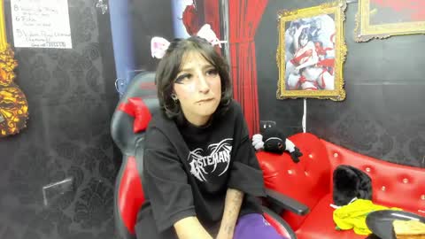 Evelin Hellsing online show from 05/17/26, 03:04