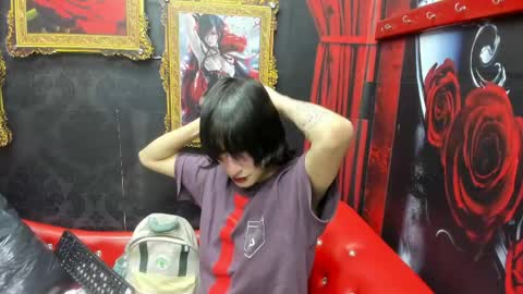 Evelin Hellsing online show from 05/19/26, 02:18