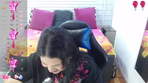 evelin zaens online show from 12/29/24, 04:05