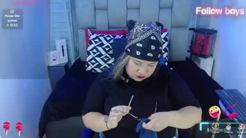 evelin zaens online show from 10/19/25, 04:57