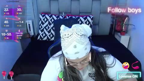 evelin zaens online show from 11/21/25, 05:50