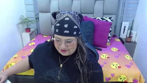 evelin zaens online show from 02/07/26, 05:55