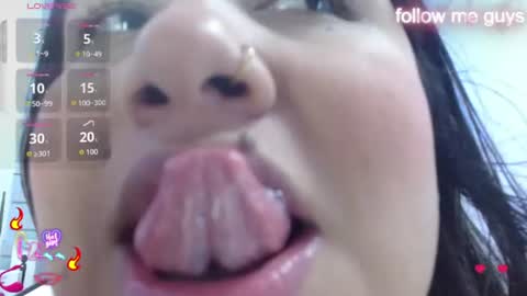 evelin zaens online show from 07/13/26, 05:54