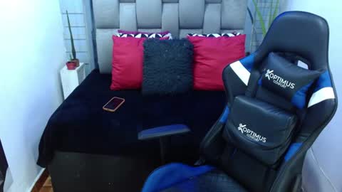 evelin zaens online show from 07/29/26, 04:43