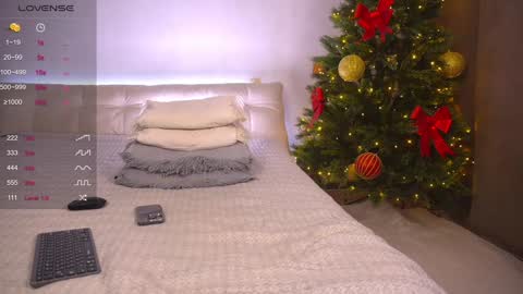 Evelina online show from 12/26/24, 10:26