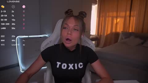 Evelina online show from 10/07/25, 10:34