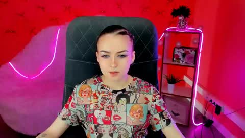 Evelina online show from 06/04/26, 09:15