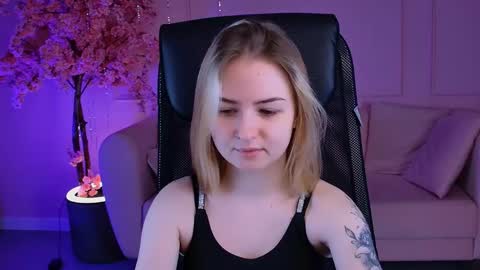 Evelina online show from 06/09/26, 08:59