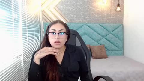 Eveline  online show from 02/21/25, 07:54