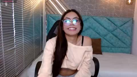 Eveline  online show from 03/08/25, 10:45