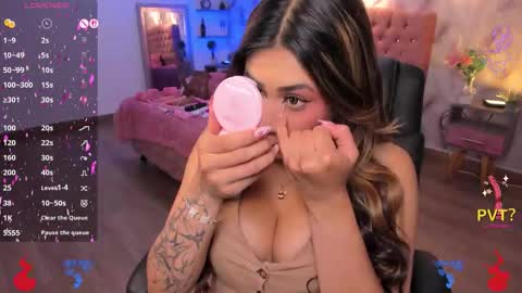 Snapshot of eveline_figeroa chatting on 12/01/25, 06:57 Eveline online show from 12/01/25, 06:57