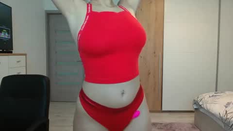 Snapshot of eveline_swet25 chatting on 06/26/26, 06:40 Eveline sweet online show from 06/26/26, 06:40