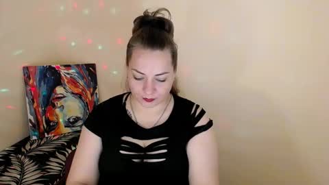 Lydia online show from 09/22/25, 09:28