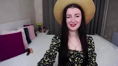 Evelin online show from 11/28/25, 06:49