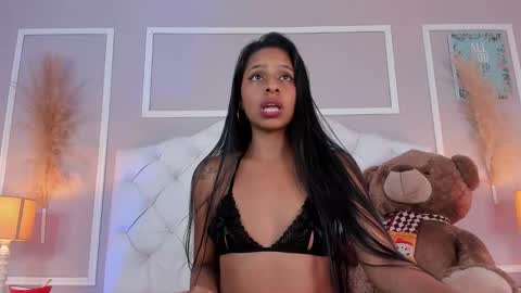 evelyn ebony online show from 12/10/24, 09:33