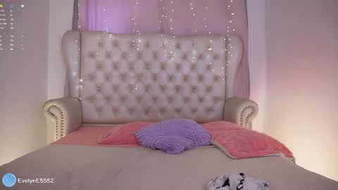 evelyn evelyn online show from 05/19/26, 03:07