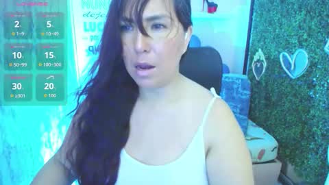 Juliana online show from 10/27/25, 06:45