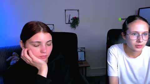 evelyn_muse online show from 09/12/25, 07:25
