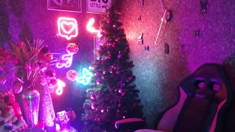 EvelynaGrey online show from 12/19/24, 04:34