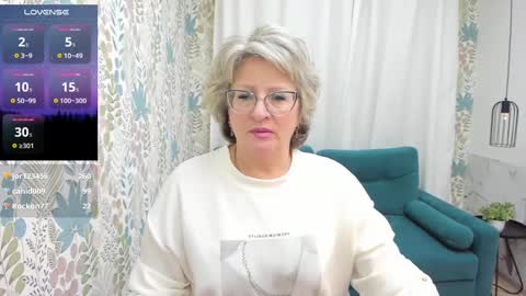Evelyn online show from 03/10/25, 08:15