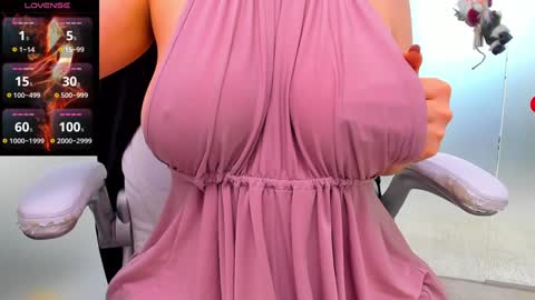 evelyne_rose online show from 12/17/24, 12:22