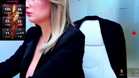 evelyne_rose online show from 01/03/25, 09:15