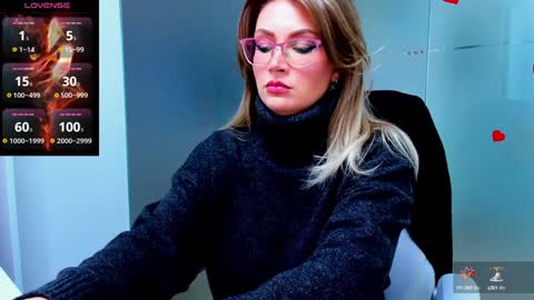 evelyne_rose online show from 01/11/25, 05:52