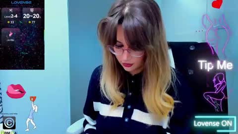 evelyne_rose online show from 10/21/25, 05:08