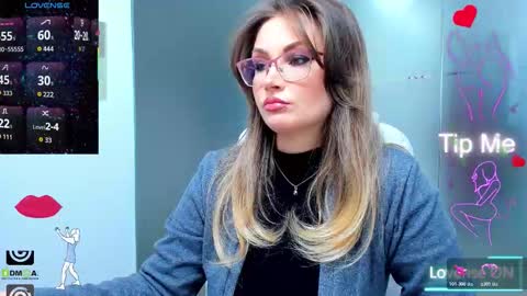 evelyne_rose online show from 02/04/26, 06:08