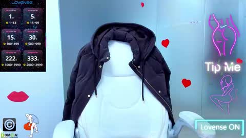 evelyne_rose online show from 02/07/26, 05:44