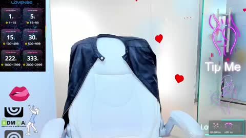 evelyne_rose online show from 06/06/26, 05:12