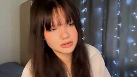 Evelyn Velvet online show from 06/12/26, 08:46