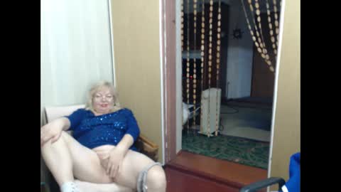 BarbaraBlondy online show from 12/31/24, 12:11