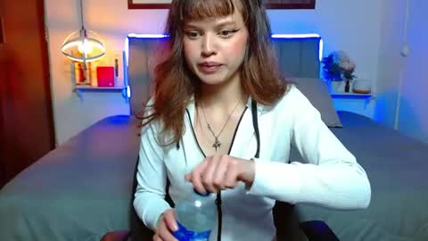 evelynn_fox_ online show from 07/02/26, 08:15
