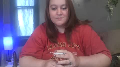 Snapshot of evelynvanderbilt chatting on 12/16/24, 03:00 Evelyn Vanderbilt online show from 12/16/24, 03:00