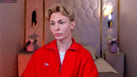 Snapshot of even_vrot chatting on 11/26/25, 07:48 Even online show from 11/26/25, 07:48