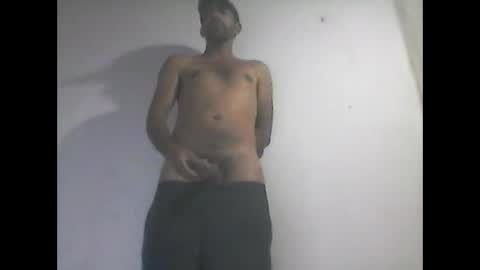 Snapshot of everaldosantos chatting on 01/12/25, 11:04 everaldosantos online show from 01/12/25, 11:04