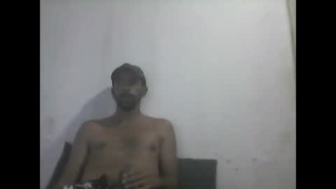 Snapshot of everaldosantos chatting on 01/28/25, 01:39 everaldosantos online show from 01/28/25, 01:39