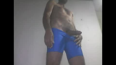 Snapshot of everaldosantos chatting on 02/28/25, 10:50 everaldosantos online show from 02/28/25, 10:50