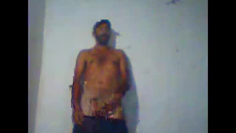 Snapshot of everaldosantos chatting on 11/05/25, 01:16 everaldosantos online show from 11/05/25, 01:16