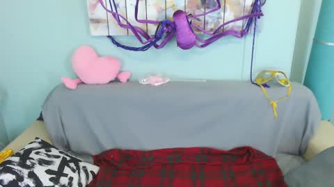 Everly online show from 12/05/24, 04:09