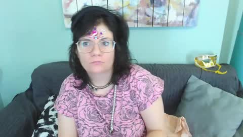 Everly online show from 01/11/25, 11:02